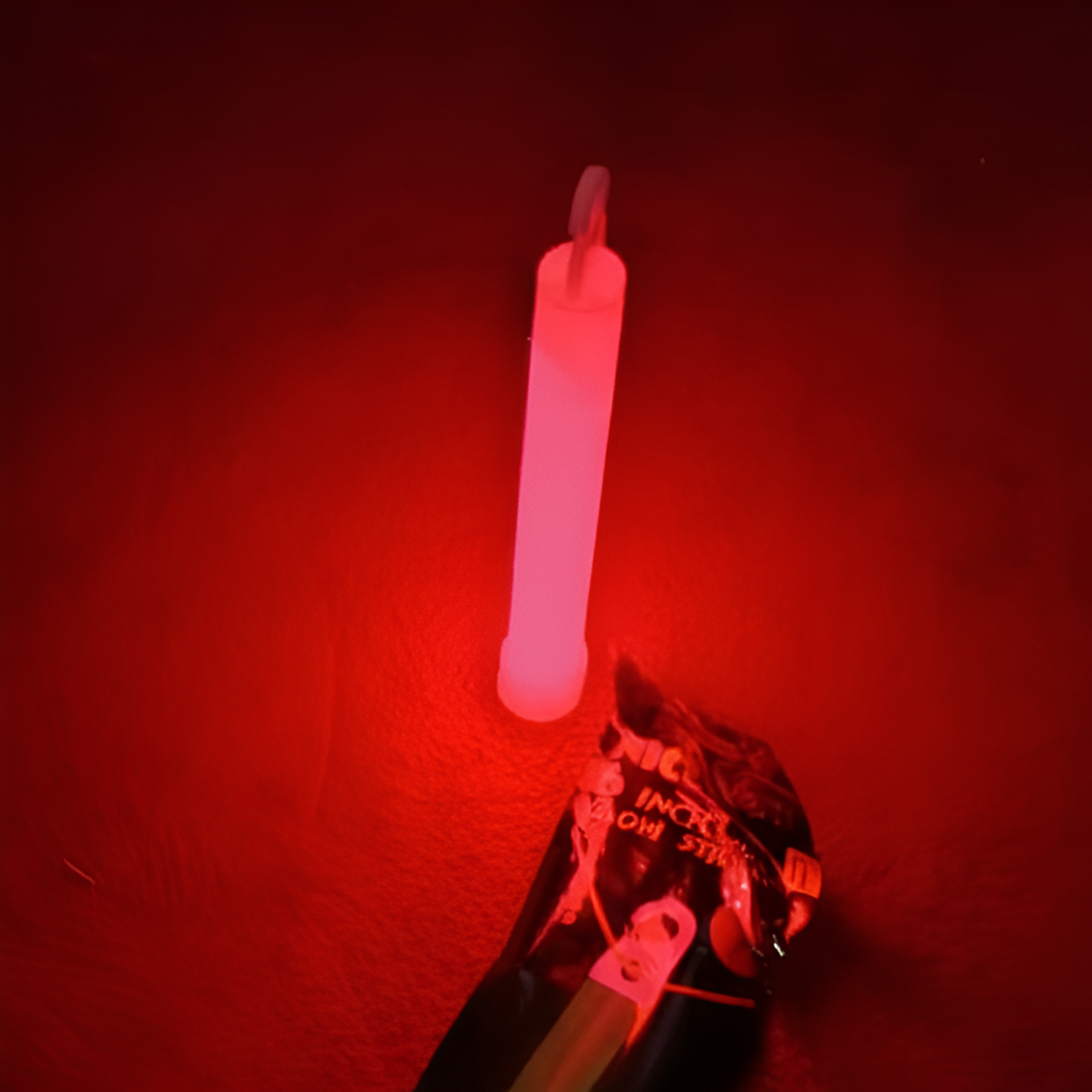 NiceGlow 6 Inch Glow Stick ? Long Lasting Party, Festival & Event Light Sticks for Kids & Adults - Green, Red, Blue, Pink, Orange, Yellow - Image 3