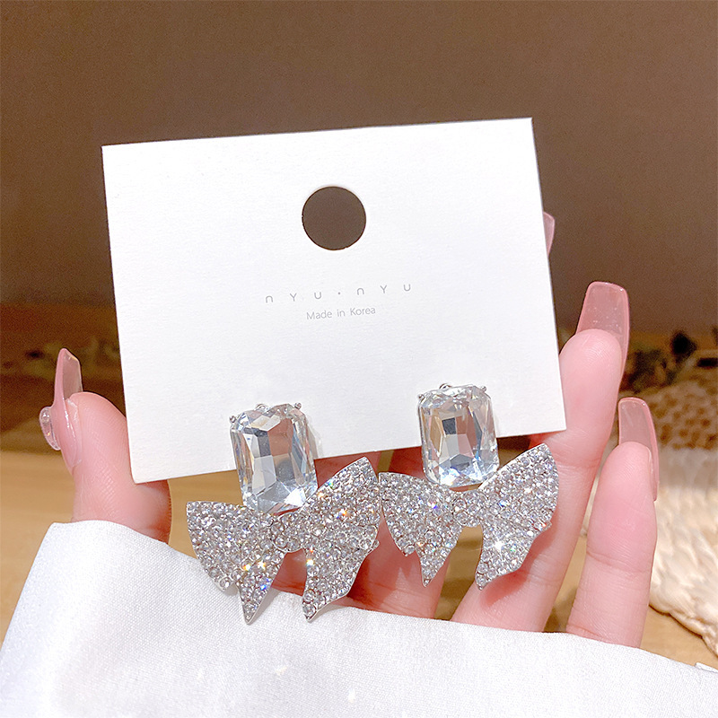ZJE-165 Sparkling Bow Shape Zircon Korean Earrings ? Elegant Fashion Jewellery, Stylish Accessory for Women