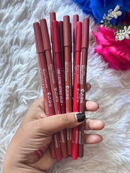 Flormar Perfect Lipliner ? Long-Lasting & Intense Color | Smooth Application | Pack of 12 Shades - Image 2