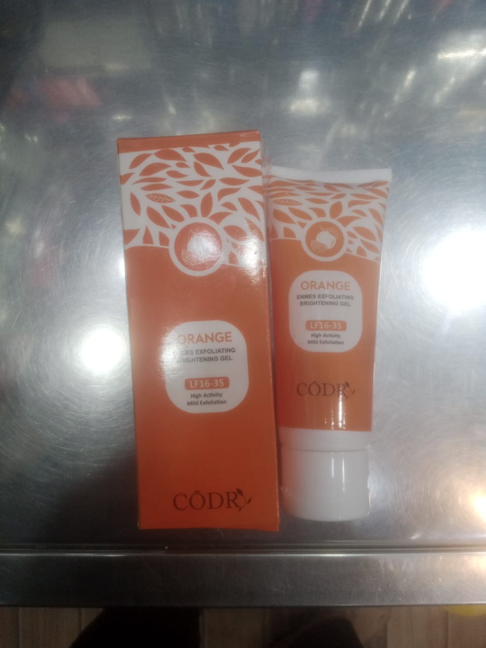 Orange Enzyme Exploiting Gel – Brightening, Exfoliating & Nourishing Citrus Skincare for Radiant, Healthy, Glowing Complexion Every Day (120gm) - Image 4