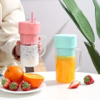Crusher Juicer - Mug Shaped Portable Blender With Straw | Portable Blender,Juicer Portable Outdoor Juicing Cup | Home Mini Cordless Juicer - Random Color
