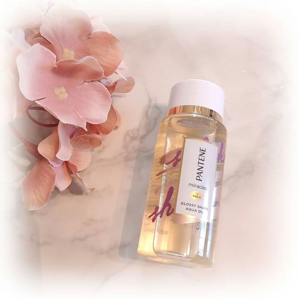 Pantene Original Non-Rinse Treatment, Glossy Shake Aqua Oil – Frizz Control & Hydration Treatment 49 ml