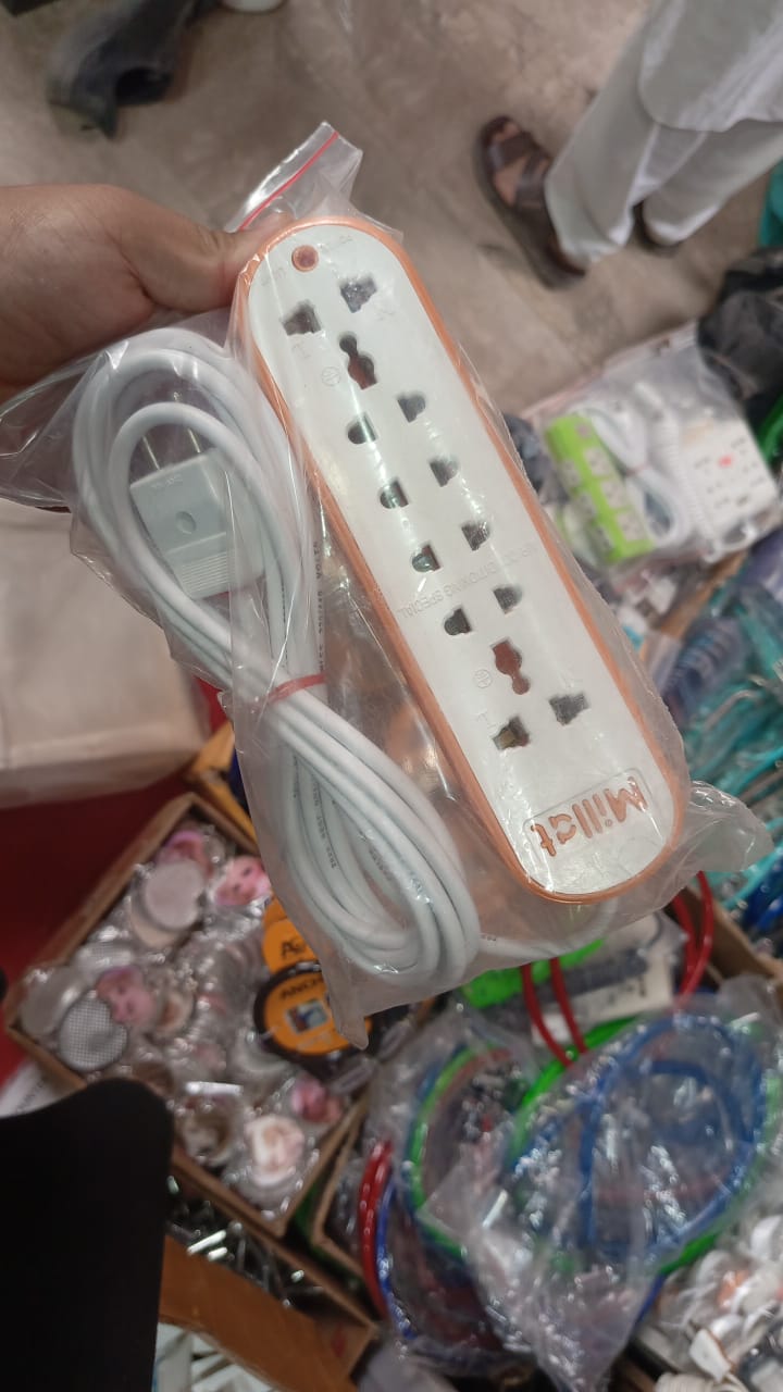 Extension Lead 5‑Way | 4M Copper Wire | Power Switch | Multi‑Socket Extension Cord | White - Image 6