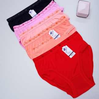 Pack of 3 Women’s Underwear – Comfortable Lycra Banyan Fabric Panties for Everyday Wear, Available in Sizes S, M, and L – Soft, Stretchable, and Breathable Innerwear (Random Color)