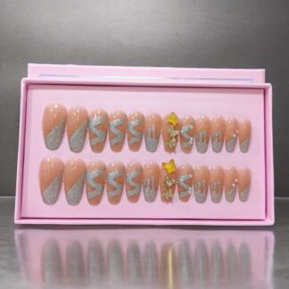 24Pcs O.TWO.O  Nails with accessories