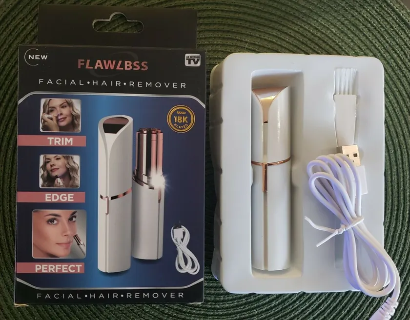 Hair Removing Machine Pocket Size / Finishing Touch Facial Hair Remover. - Image 4