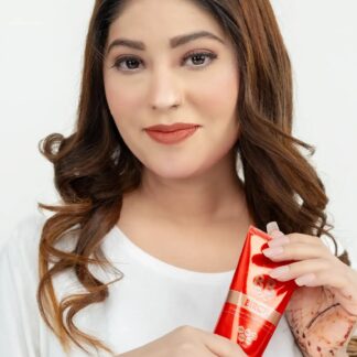 SL Basics BB Block 50g A revolutionary tinted sunscreen offering hydration, protection, and flawless coverage. Enriched with Vitamin E and Lotus Flower extract, it caters to all skin types