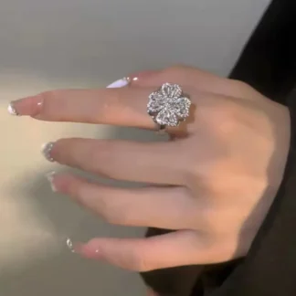 Lucky Four-Leaf Clover Rotating Anxiety Ring – Spinner Fidget Ring for Stress Relief, Adjustable Lucky Flower Ring for Women & Girls (With Box)