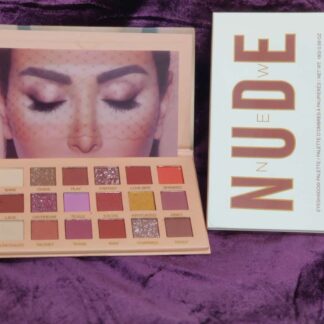 18 Colors Nude Eyeshadow Palette
