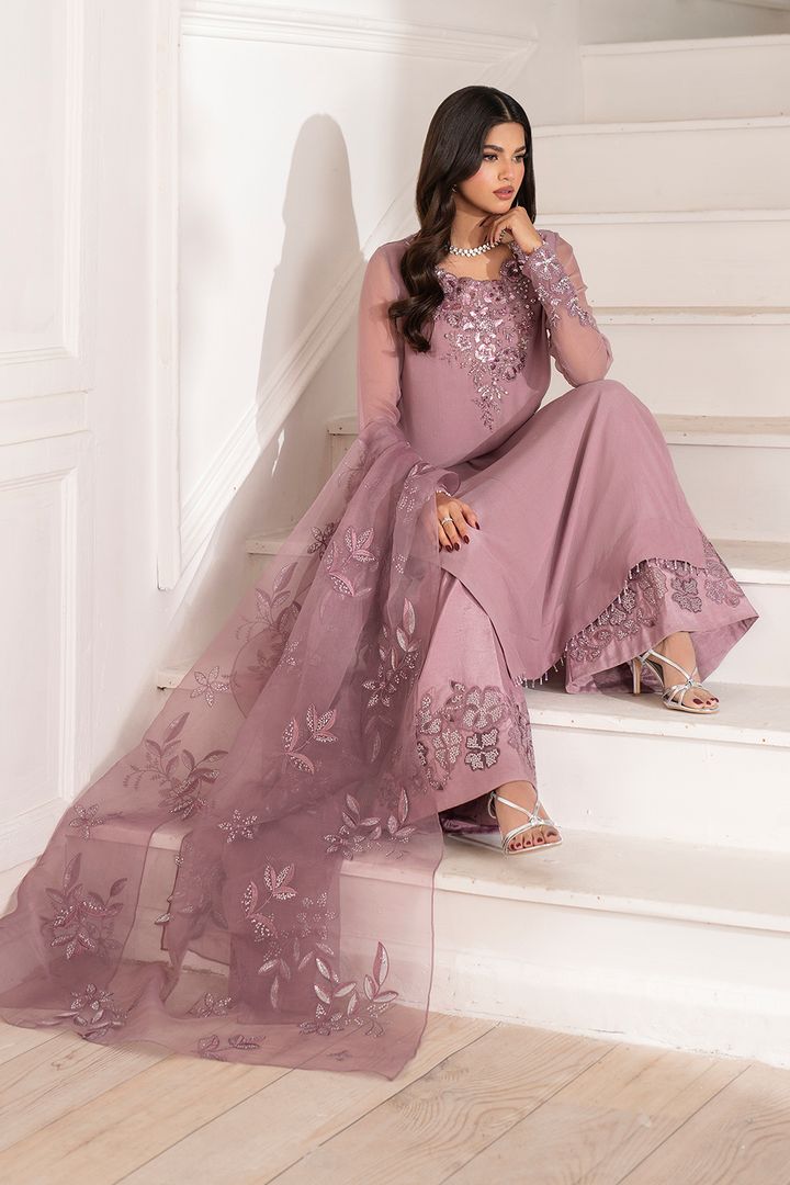 MOST ELEGANT OUTFIT BY IZNIK | Heavy Embroidered Chiffon Organza Malai Suit in Rose Pink - Image 2