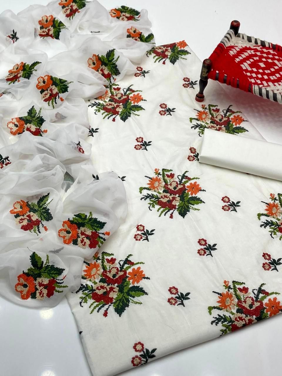 Elegant White Lawn Cotton Embroidered Unstitched 3-Piece Suit for Women - Image 2
