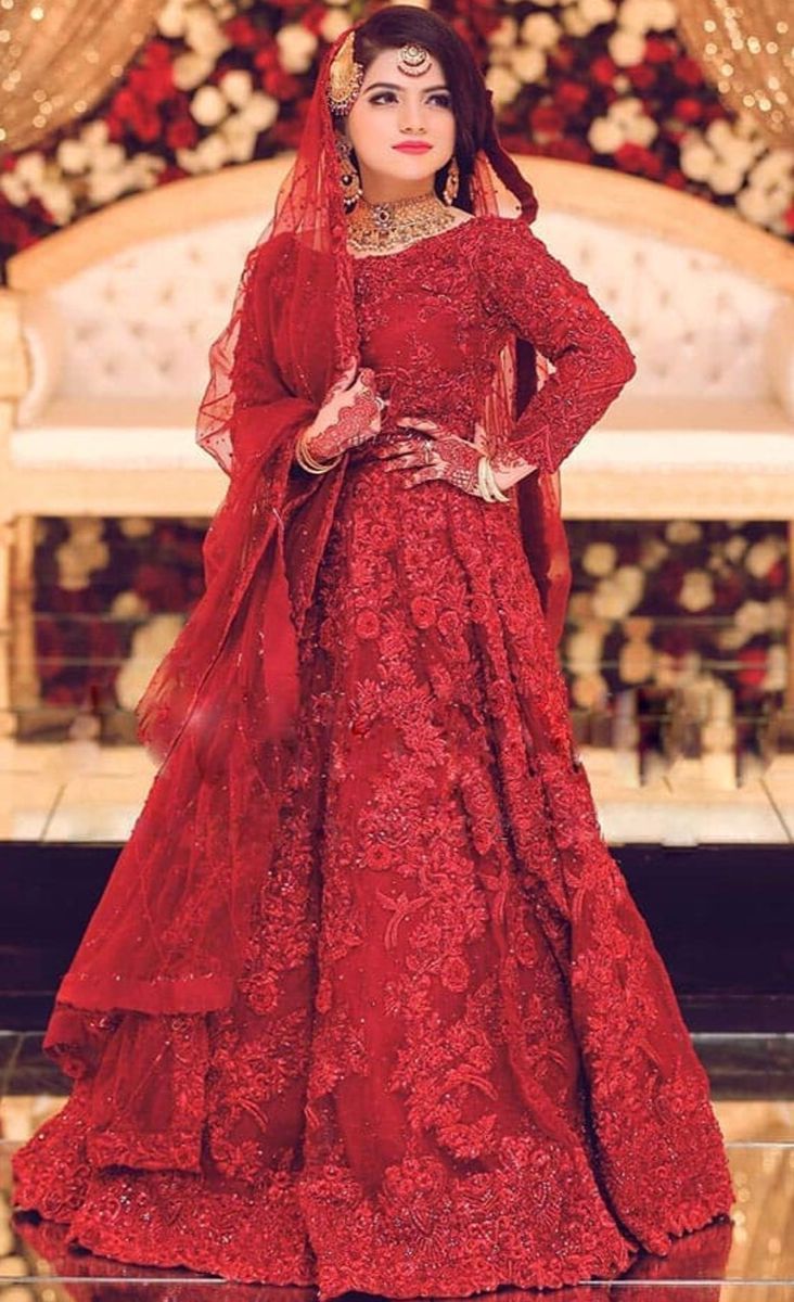 Maryam&Maria Luxury Collection: Exquisite Red Embroidered Net Suit with Stone Work and 3D Flowers - Discover the epitome