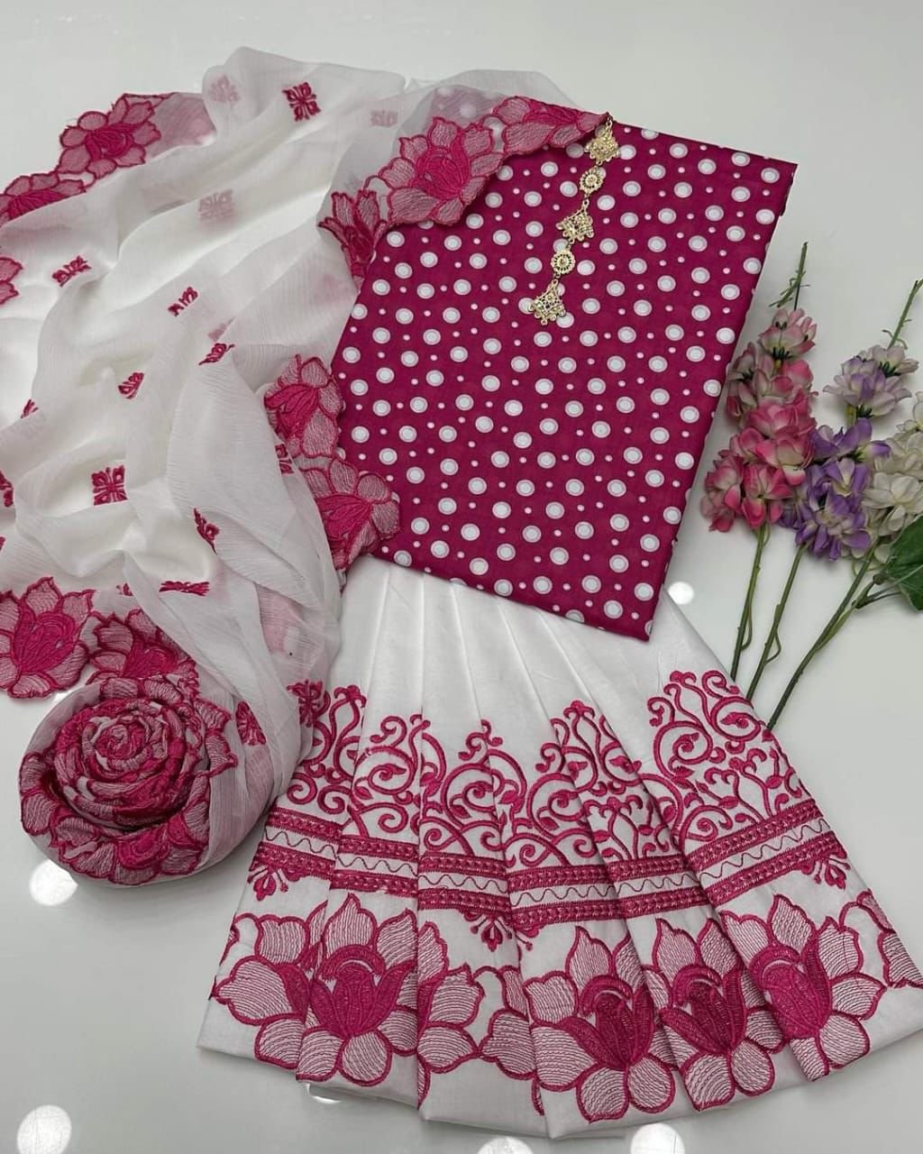 Exquisite Lawn Cotton 3-Piece Dress | Trending Cut Work Embroidery & Digital Print Collection - The New Lawn Cotton / Law