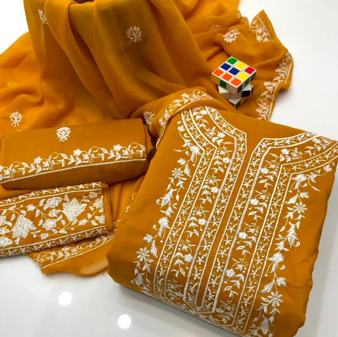 Lawn Cotton Multani Embroidered Unstitched 3PC Suit | Elegant Emerald Green Ethnic Wear - Image 7