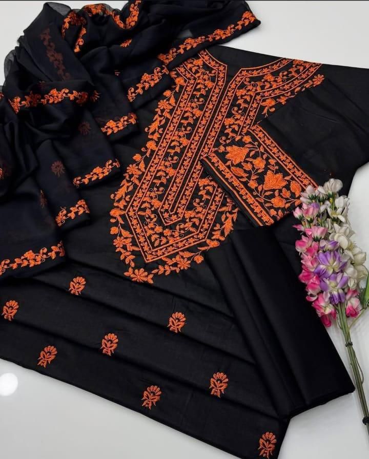Lawn Cotton Multani Embroidered Unstitched 3PC Suit | Elegant Emerald Green Ethnic Wear - Step into a realm of timeless elega