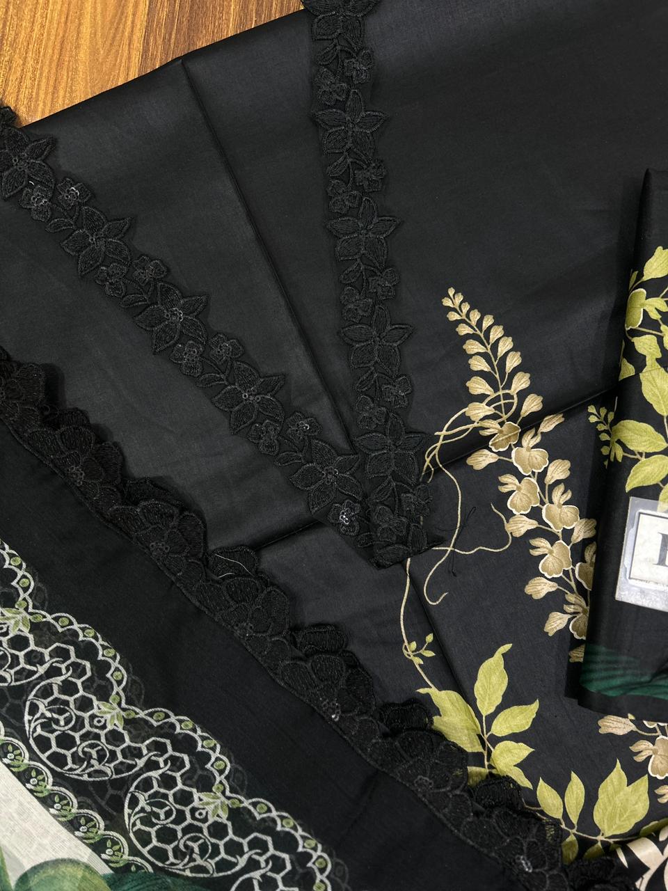 Asifa & Nabeel YKL25-05: Elegant Black Green Lawn Chiffon Ensemble - Image 6