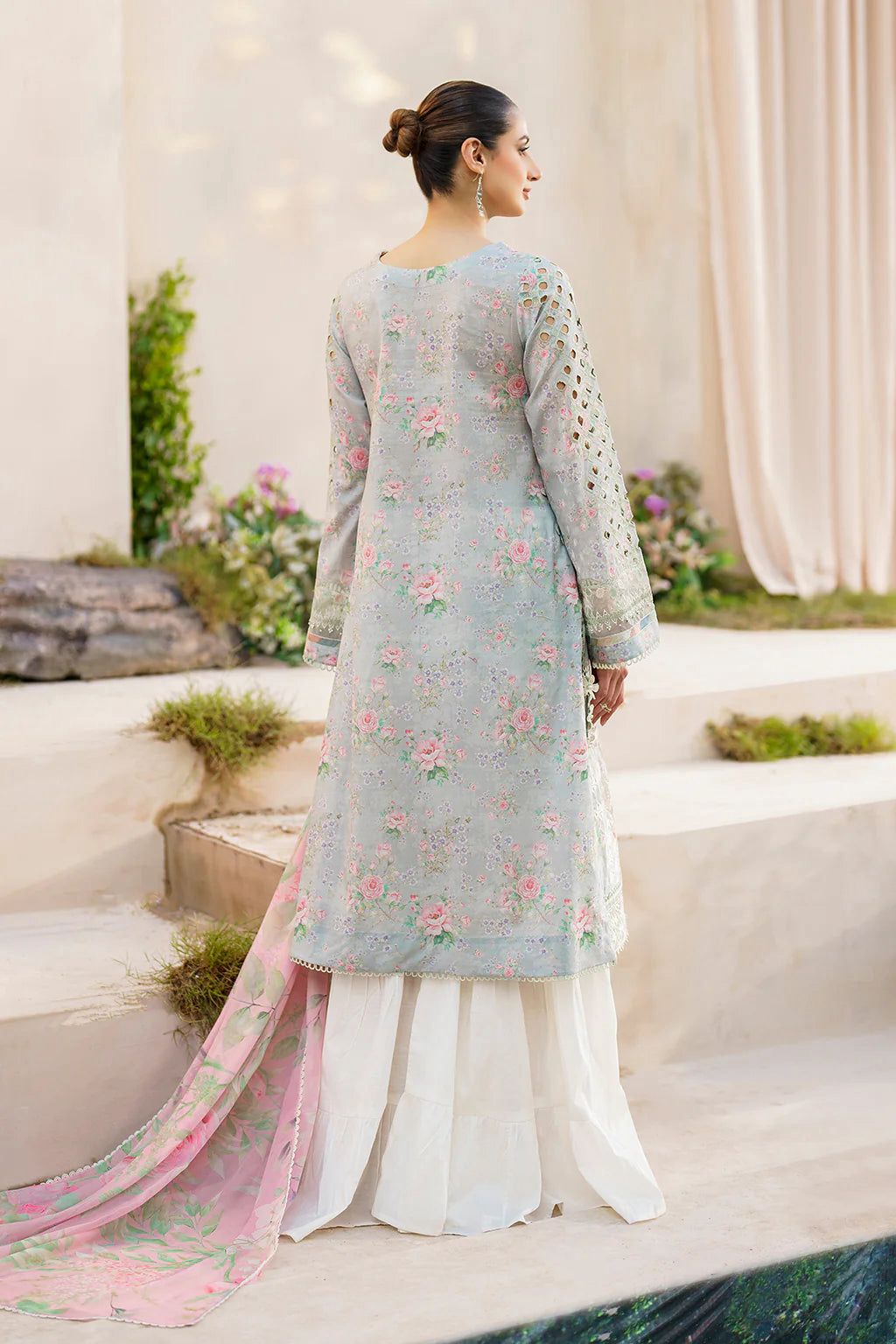 Iznik SFL-07 Elegant Embroidered Chikankari Lawn & Chiffon Suit - Image 6