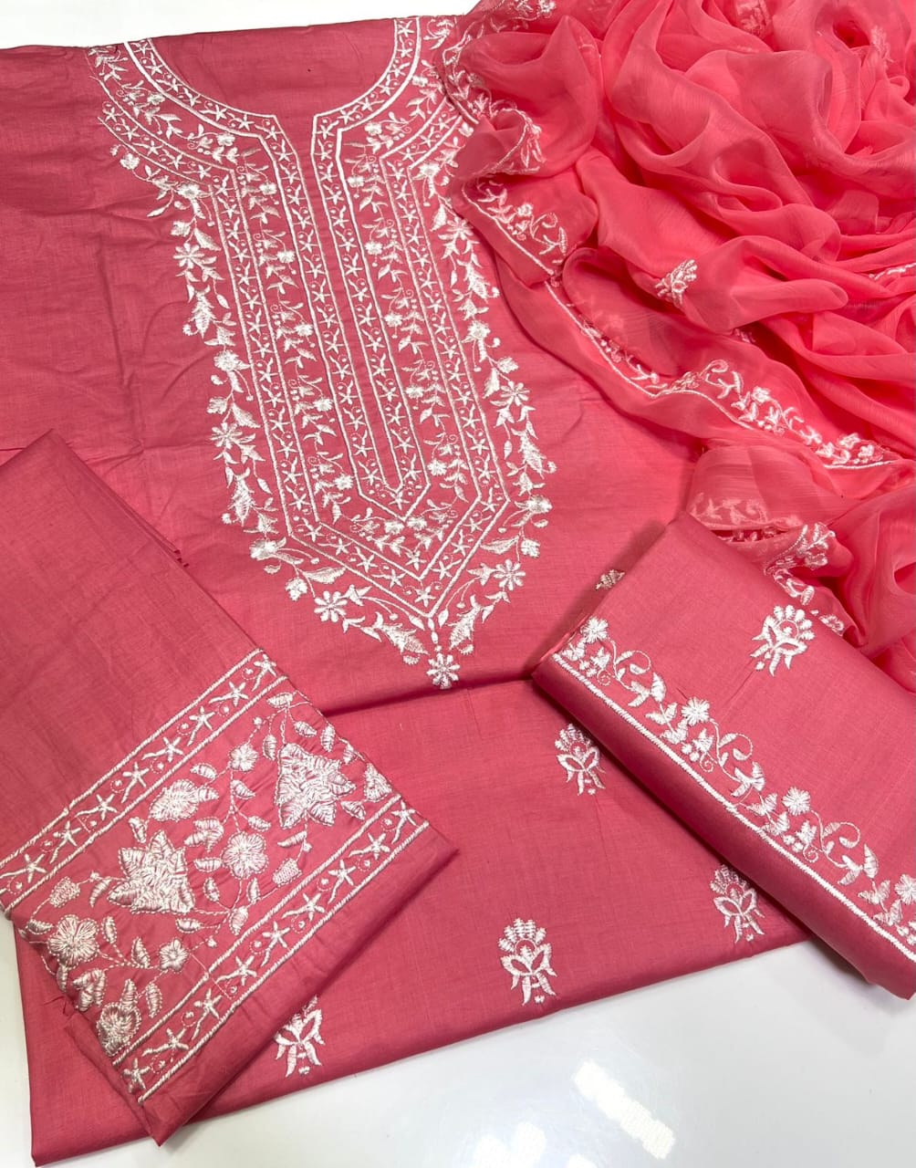 Exquisite Lawn Cotton Unstitiched 3pc Suit with Multani Embroidery - Peach Perfection - Image 7