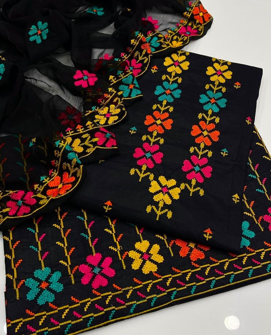 Exquisite Multani Traditional Lawn Cotton Embroidered 3PC Suit - Image 4