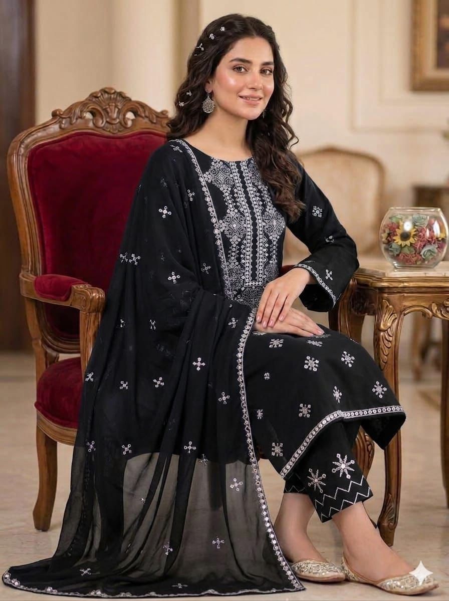 Embroidered Lawn Cotton Unstitched 3-Piece Suit for Women - Image 4
