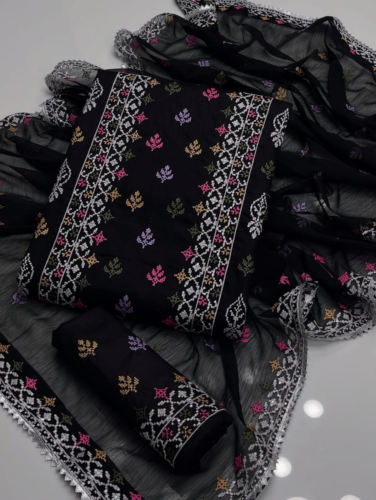 ELAF Premium Embroidered Cotton Chikankari Suit - Image 4
