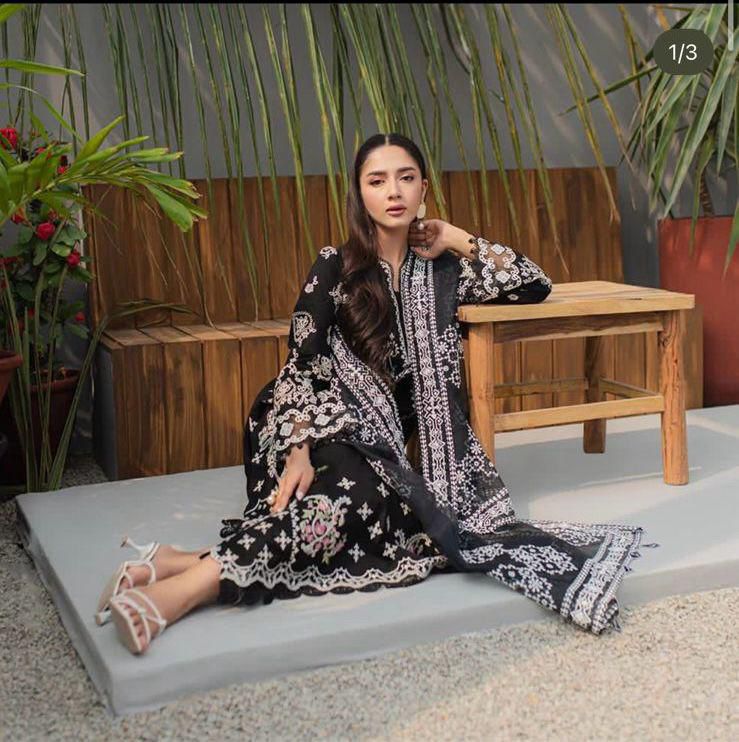 HR DESIGNER Premium Embroidered Cotton Suit with Digital Print Organza Dupatta - Image 2