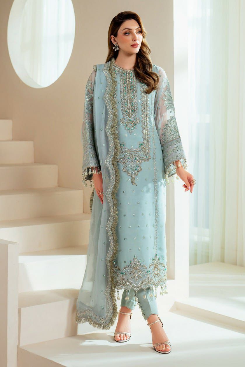 Luxury Embroidered Chiffon Formal Suit - Image 3