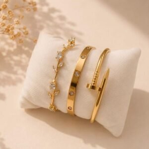 02eb5c3118480ddf1b2056f959aaa4c3 3-Piece Golden Cartier & Nail Style Bracelet Set