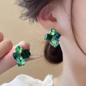PJX-121 Crystal Sparkling Korean Earrings – Elegant Shine, Premium Style & Stunning Feminine Charm