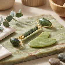 da414a5de5dcb0a798769560373d89d5 Flawless Jade Roller With Gua Sha Stone