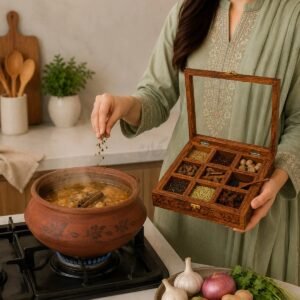 bfb6c6a8aebedb568034723ef45cd5e7 Wooden Spice Box with 9 Compartments