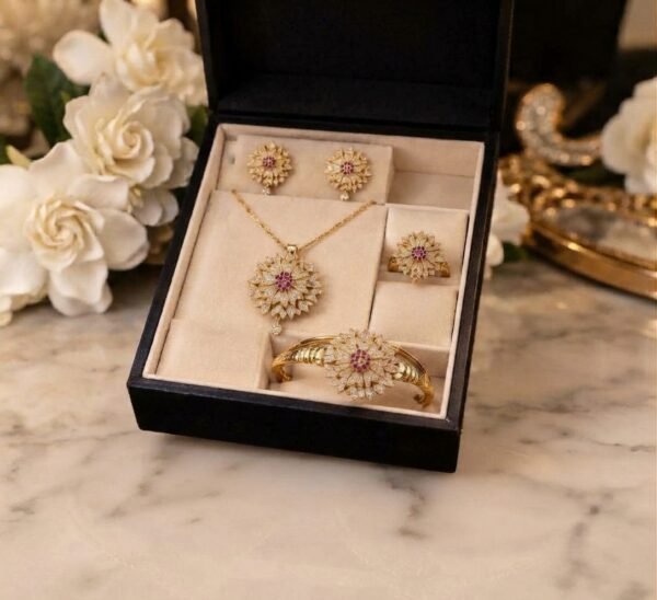 e346cab823b0dfbabd2b654580323c39 Gold Plated Floral Jewelry Set Traditional Matching Necklace , Earrings , Bracelet And Ring